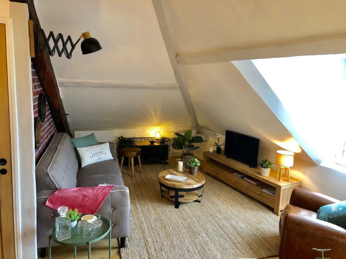 Lucarne Enchantee Apartment